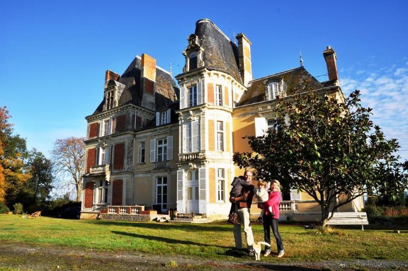 Chateau Le Breil Coron Exterior photo